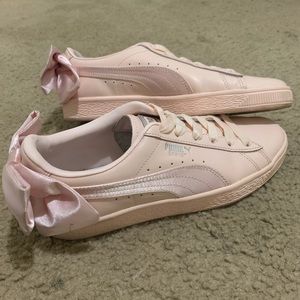 Puma Basket Bow Size 7.5